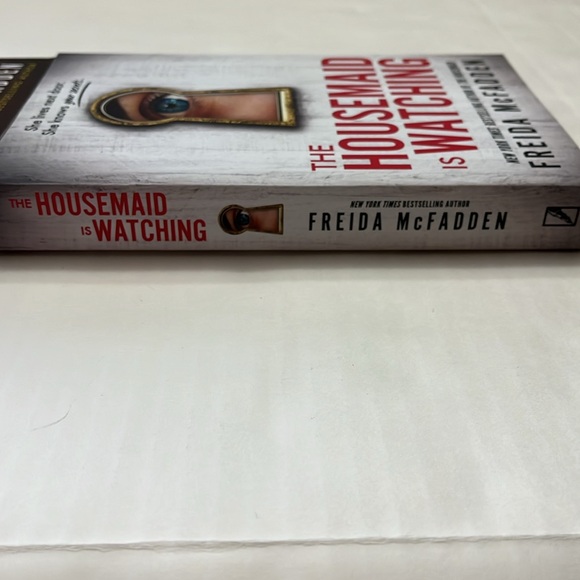 3 Set of Housemaid series books by Freida McFadden - Picture 9 of 9